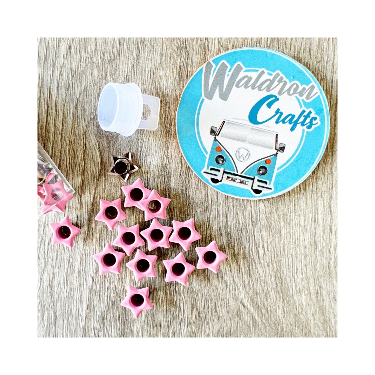 Eyelets stars