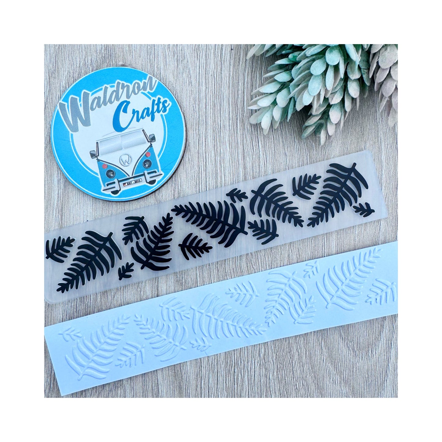 Ambossing folder ferns