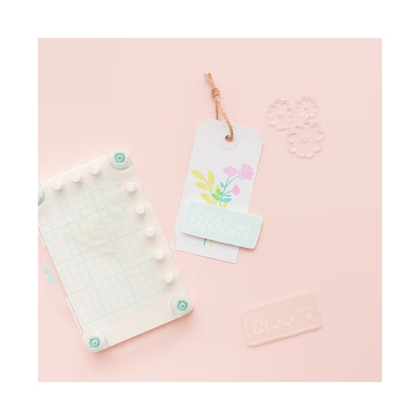 Kit 3 en 1: Estampado, Troquelado y Embossing– We R Memory Keepers
